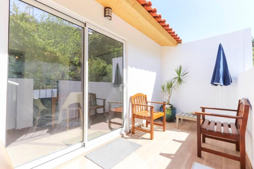 Caparica Beach Villa Trafaria Екстер'єр фото